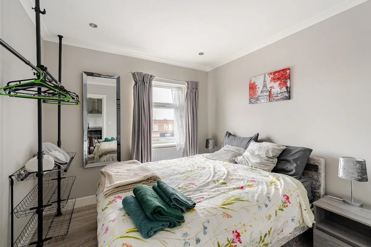 Stylish And Luxury Flat In Lnd Lejlighed Ickenham 0*,  Storbritannien