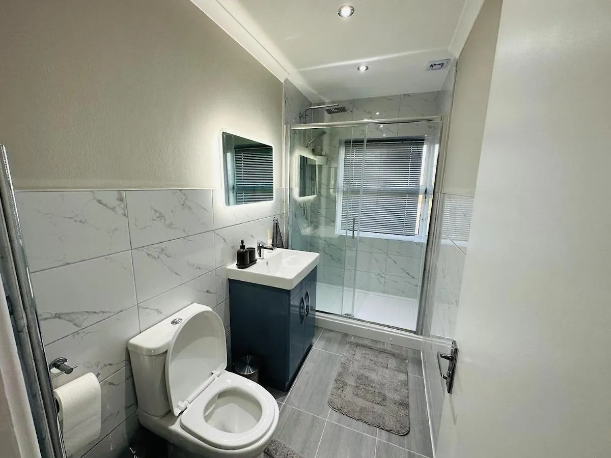 Stylish And Luxury Flat In Lnd Lejlighed Ickenham
